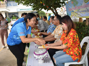 กิจกรรมเนื่องในโอกาสวันสงกรานต์ ประจำปี 2566 พารามิเตอร์รูปภาพ 13